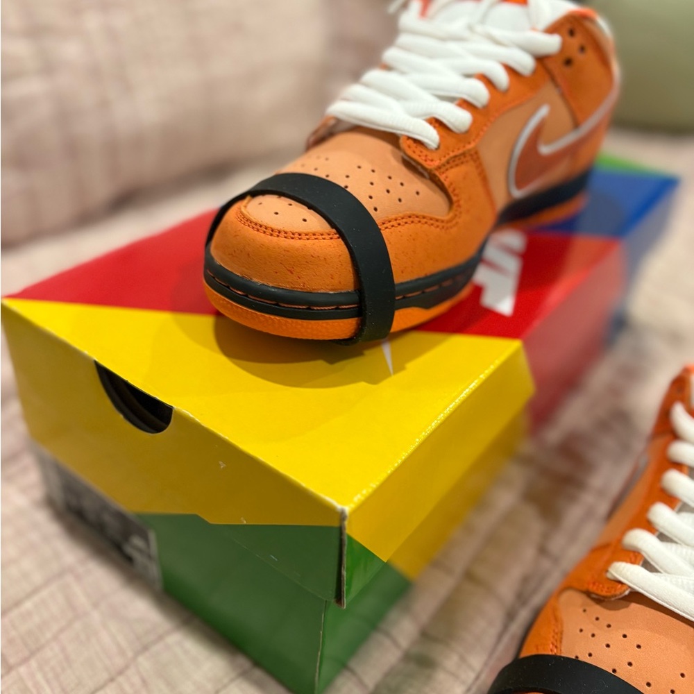 Nike Concepts Orange Lobster SB Dunk Low - Picture 2 of 5
